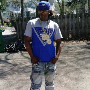 Meet your Posher, Monique